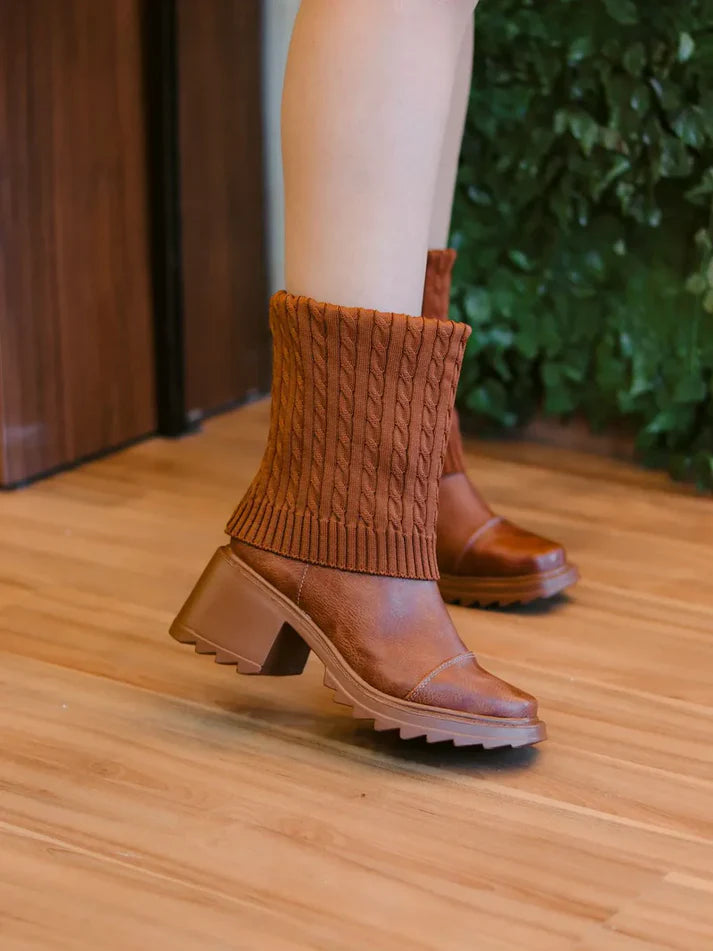 Bota Versatta - Bota 2 em 1